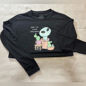 Cropped Long Sleeve Screen Print Shirt, size S